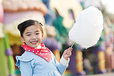 《完蛋！我被美女包围了！》上架抖音小程序：手机直接玩